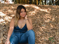 LauraVitale's Offline XXX Chat