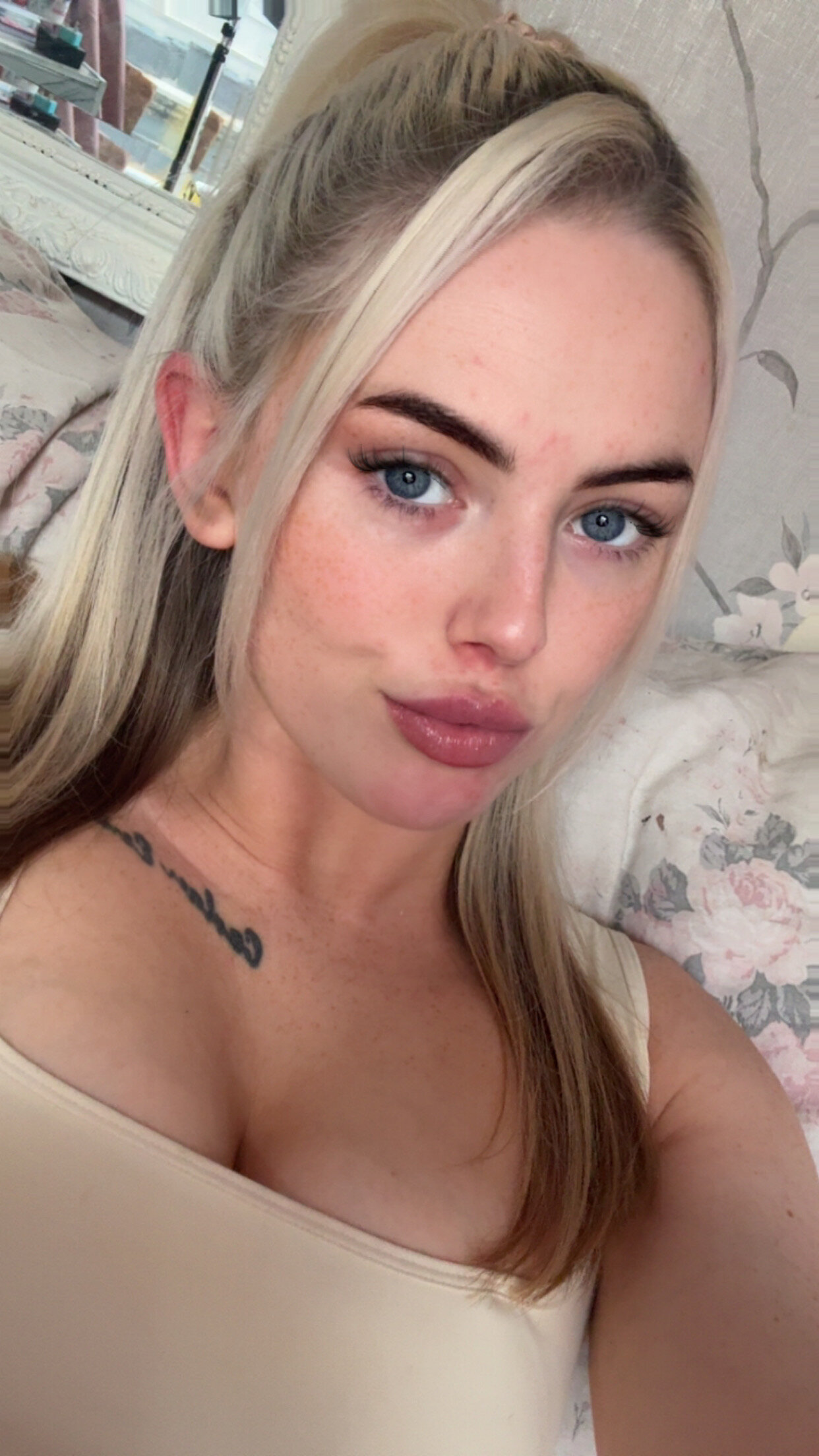 Bonnie-Blonde