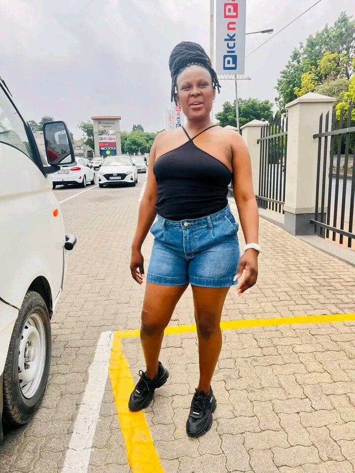SexyLillybae002