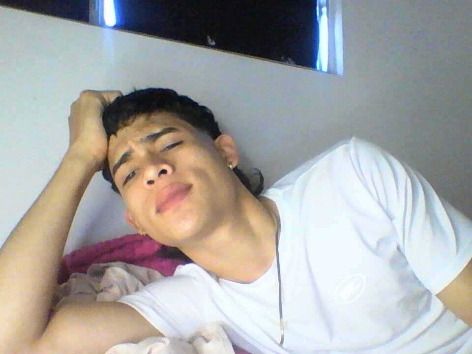 latinhot_couple_ from stripchat