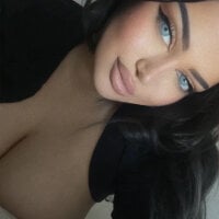 EmiliaPetrova webcam thumbnail