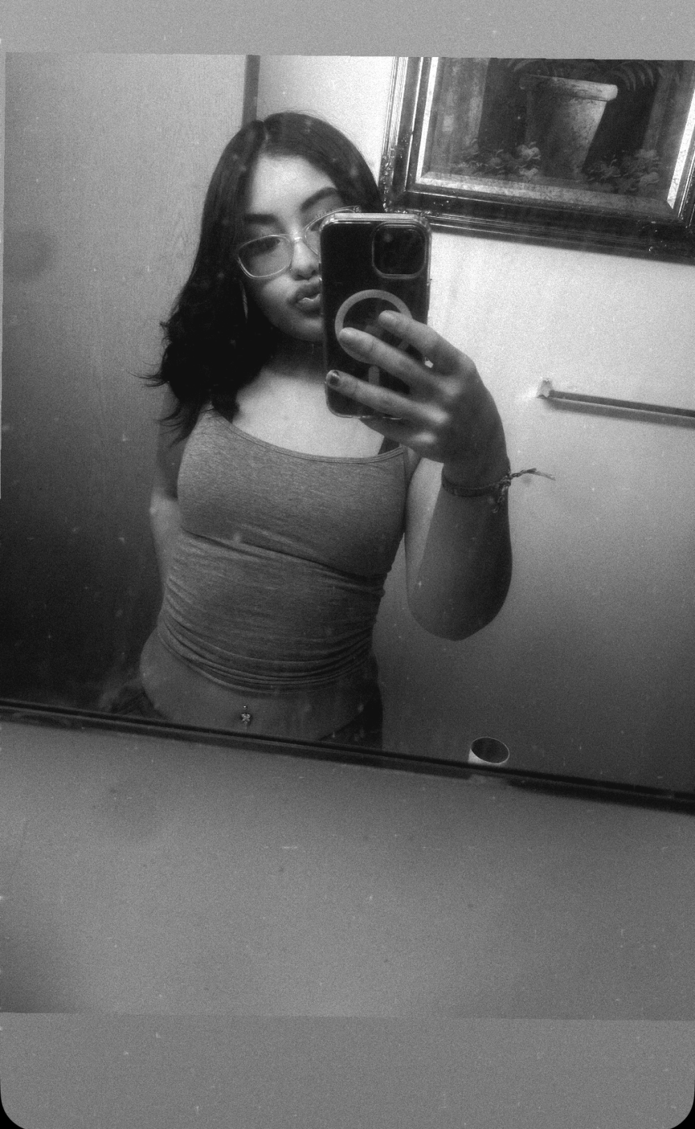 WhiteMeatsRican's Offline XXX Chat