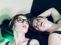 cora_trains_alice's Offline Chat Room