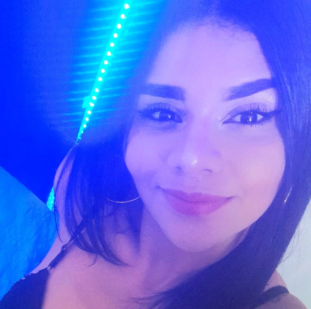 Modelo Webcam Andrea-brown: Chat & Show de Sexo en Vivo | Stripchat