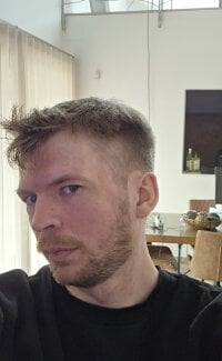 rentableplay's Offline Chat Room