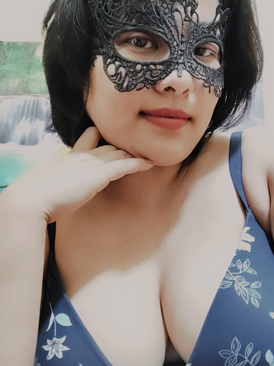 Cutehornycouples 离线聊天室