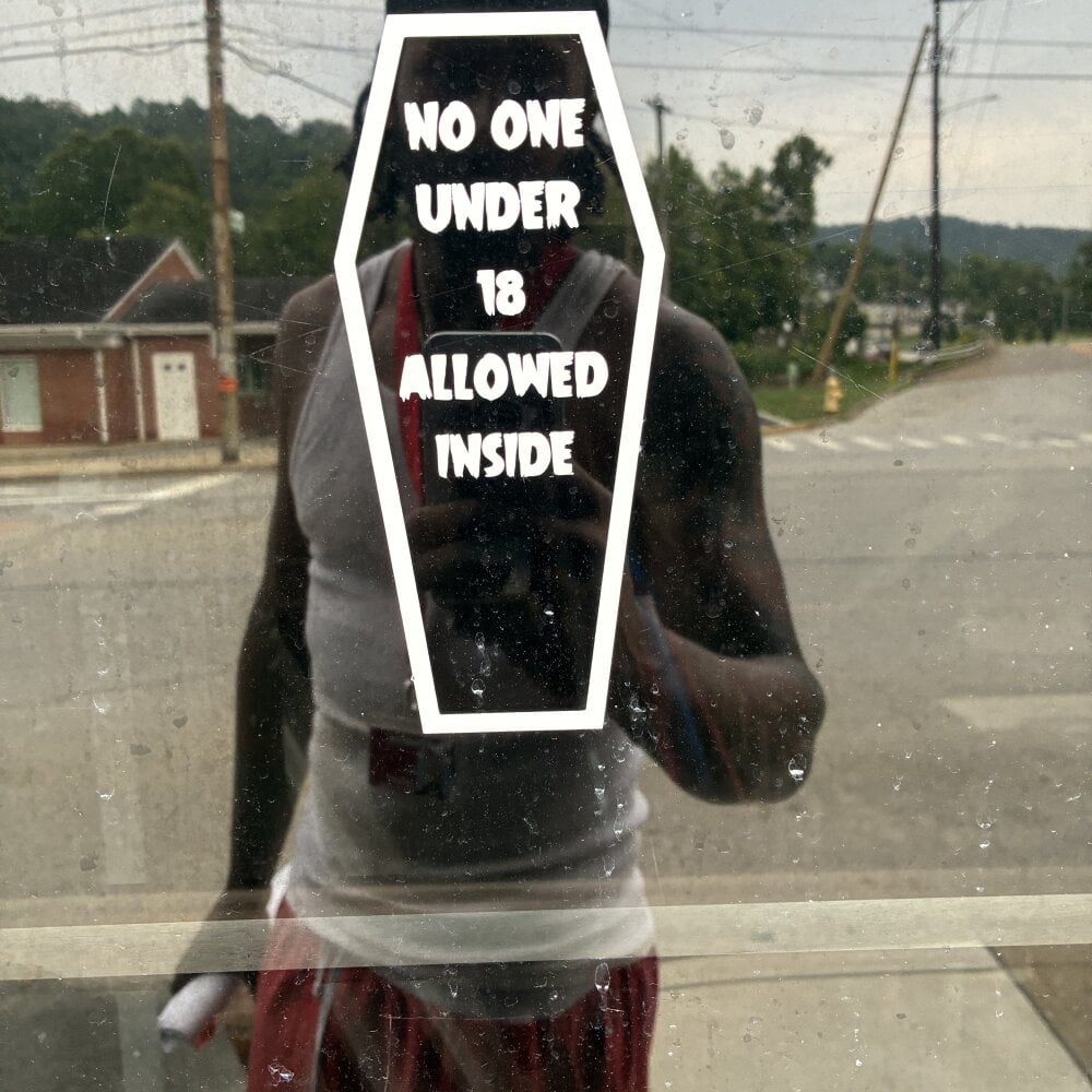 Lamarsofar Offline XXX-chat