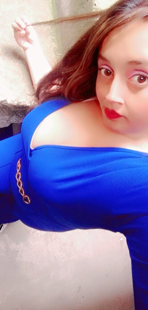 Just_VickyHill