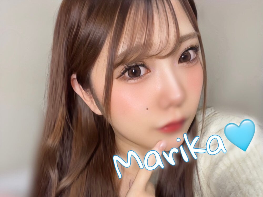 Marika_H's Offline Chat Room