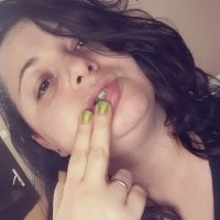 CurlyCherry's Offline Chat Room