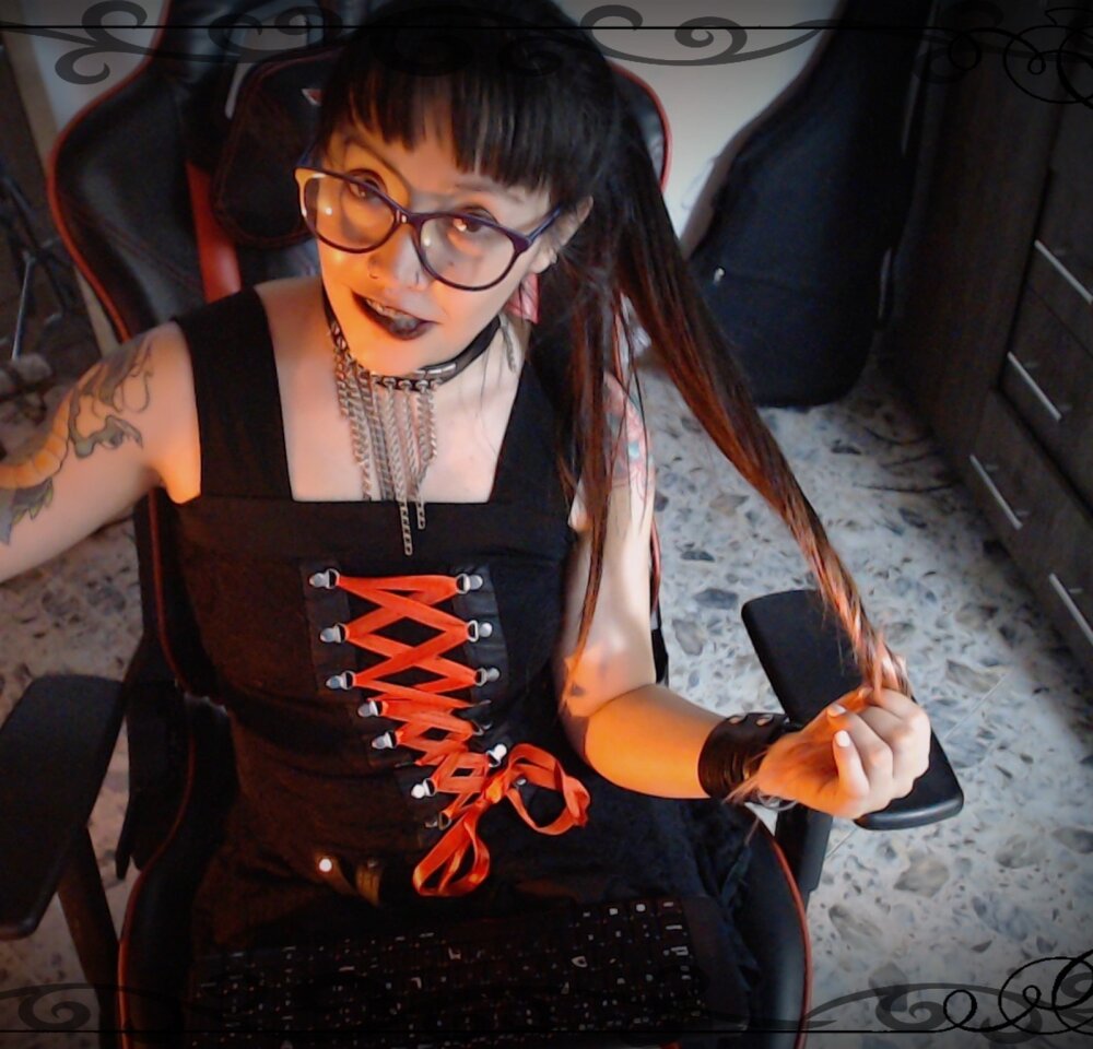Live sex webcam photo for pink-2022 #289510983