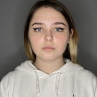 NoraFiinch's Offline Chat Room