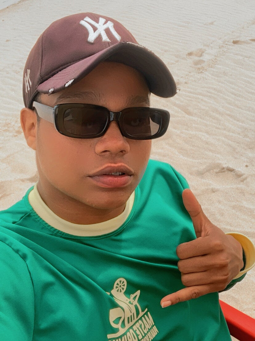 black_ferraz from stripchat