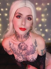 godlessnah's Offline Chat Room