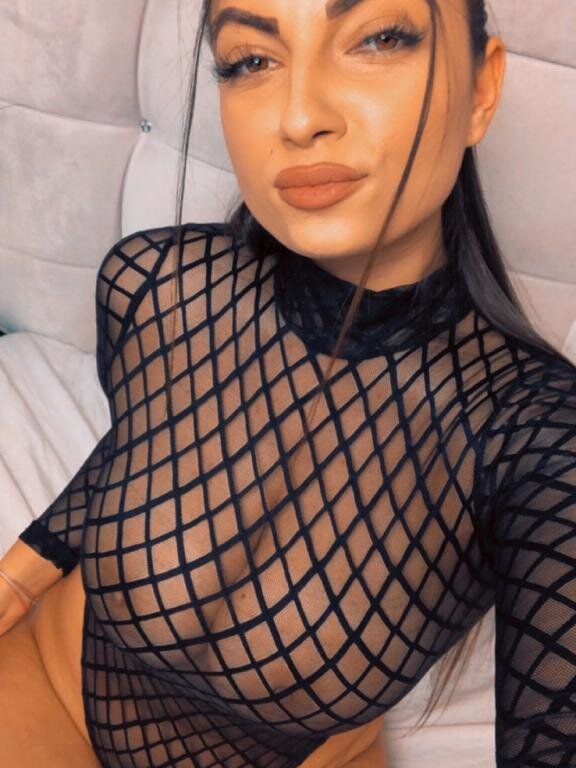carlakato 🔓 online naked chat