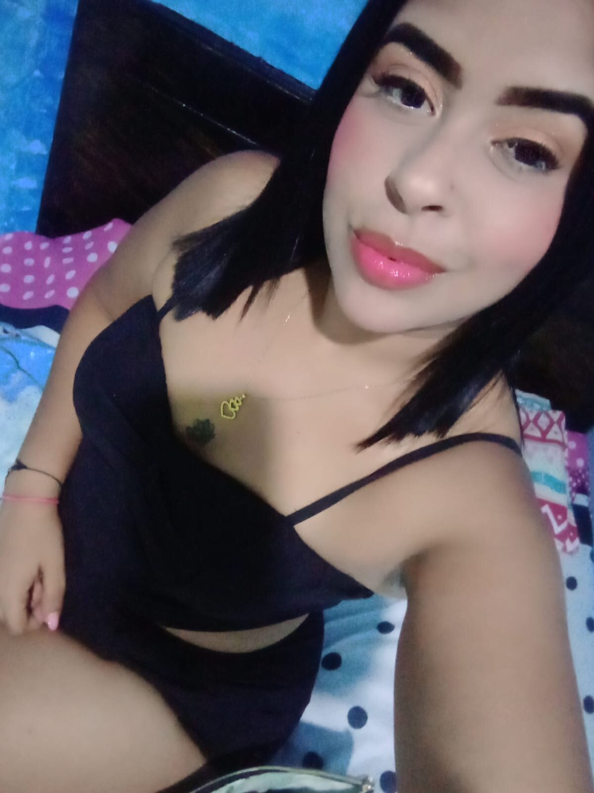 Daniiela_hot01