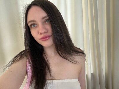 butterfly_festival from stripchat