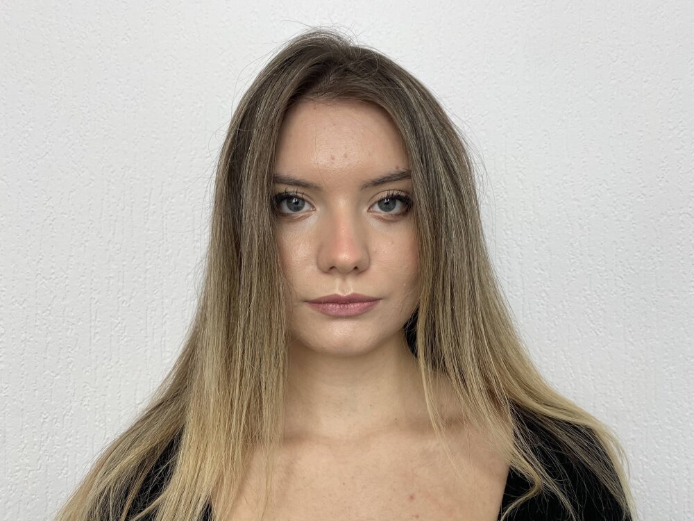 amilybacer-stripchat