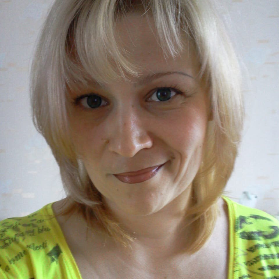Rachel_Rocket's most recent online preview