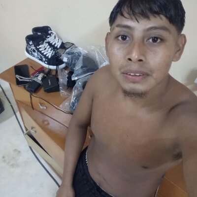 charlirey from stripchat