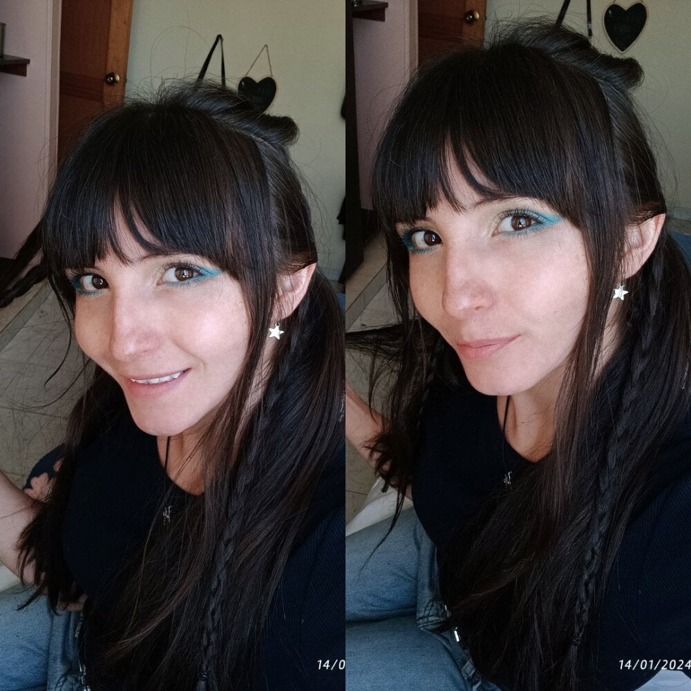 watchgirlcam.com ari_aristogatta livesex profile in in-a-corner-of-your-fantasies cams