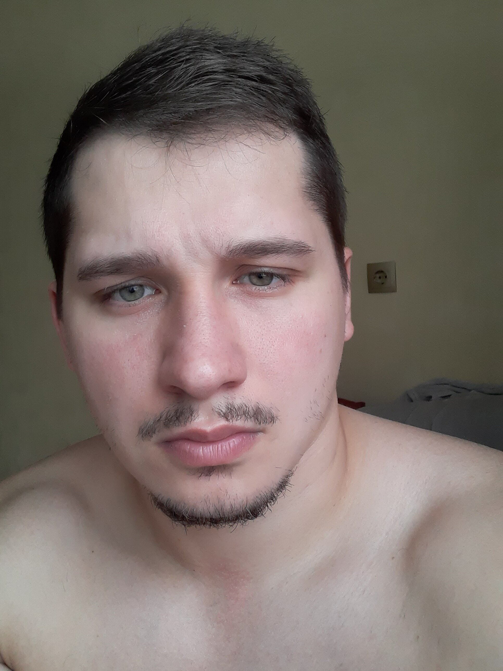 Arni96586