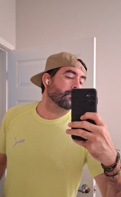 Joe_ga Male Daddies Strip Webcam