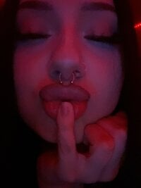 bunnyplaygirl's Offline Chat Room