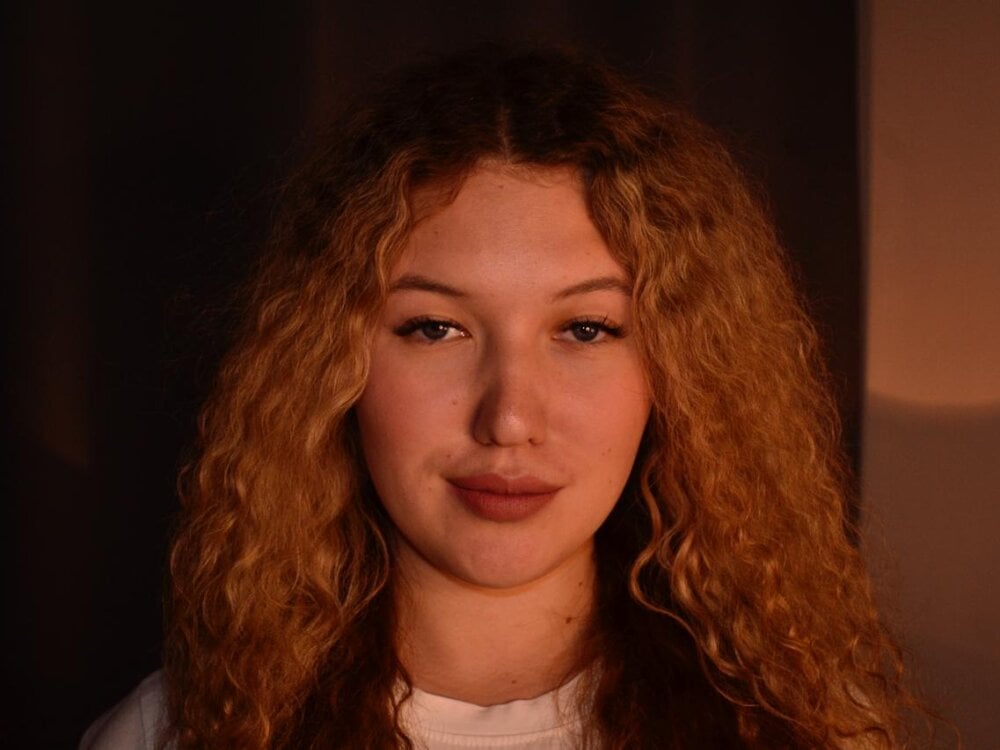 cheapadultsexcams.com sueholt livesex profile in bisexual cams