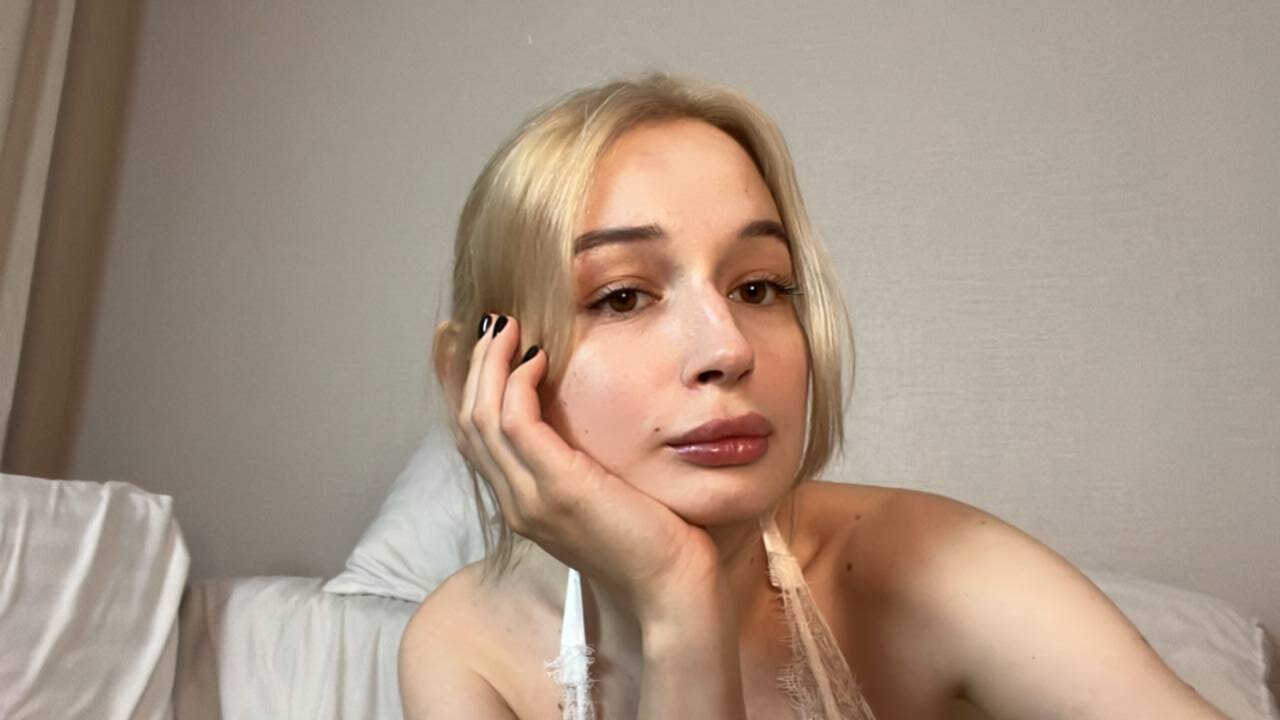 Angela_Cums