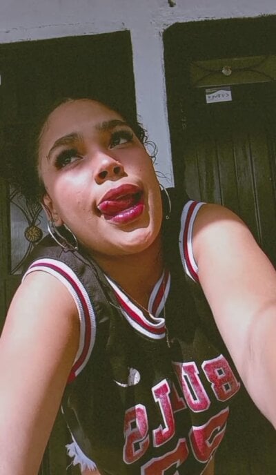 Sopfia_walls