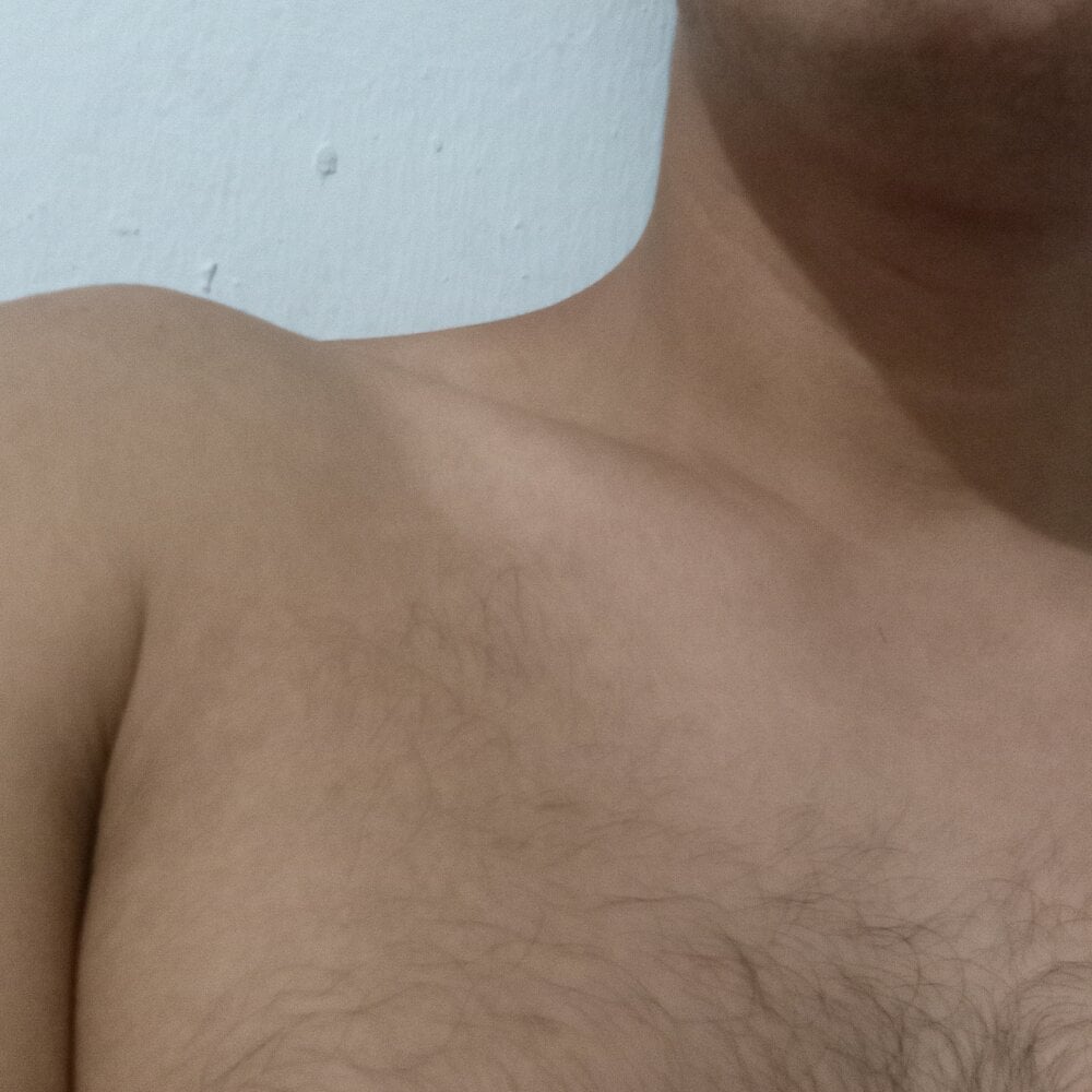 charlesmonkey from stripchat