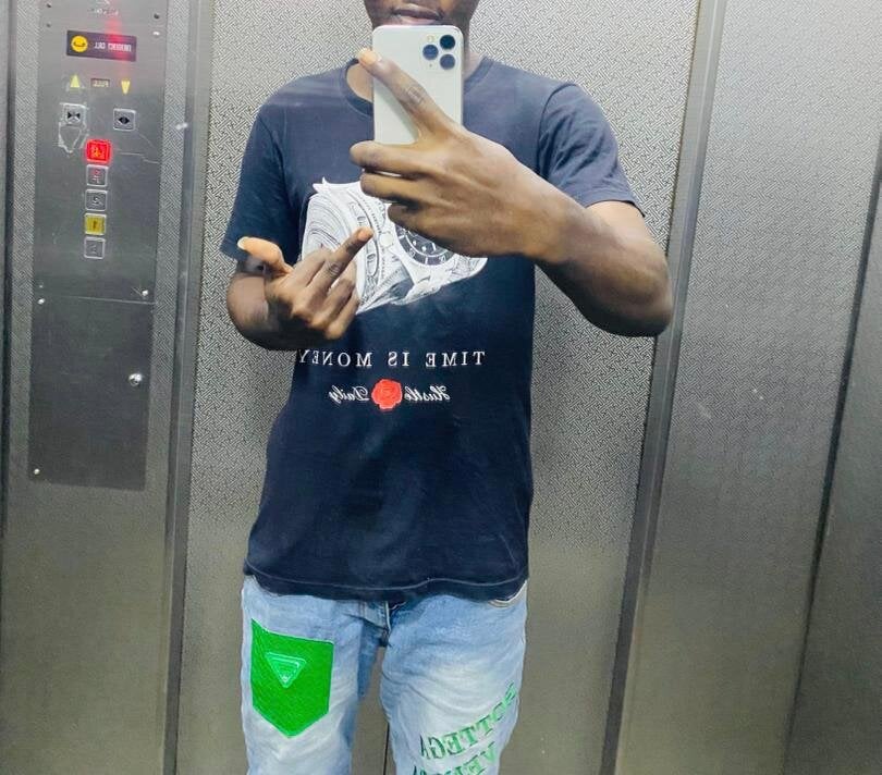 bigblackD2h's Offline XXX Chat