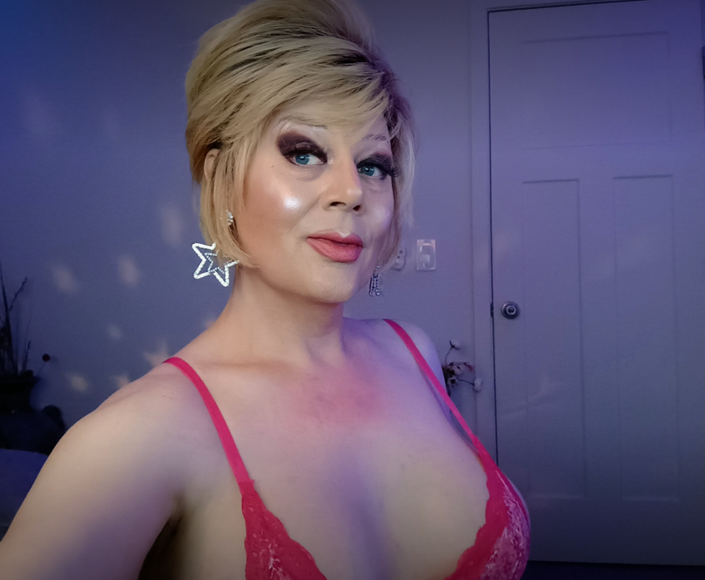 Mona_The_MILF profile