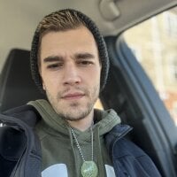 grandfinale23's Offline Chat Room