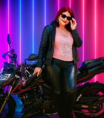 BiancaSteel - Stripchat Best Blowjob Cam2cam Girl 