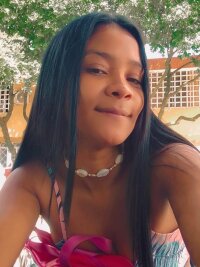 karla_brown18's Offline XXX Chat