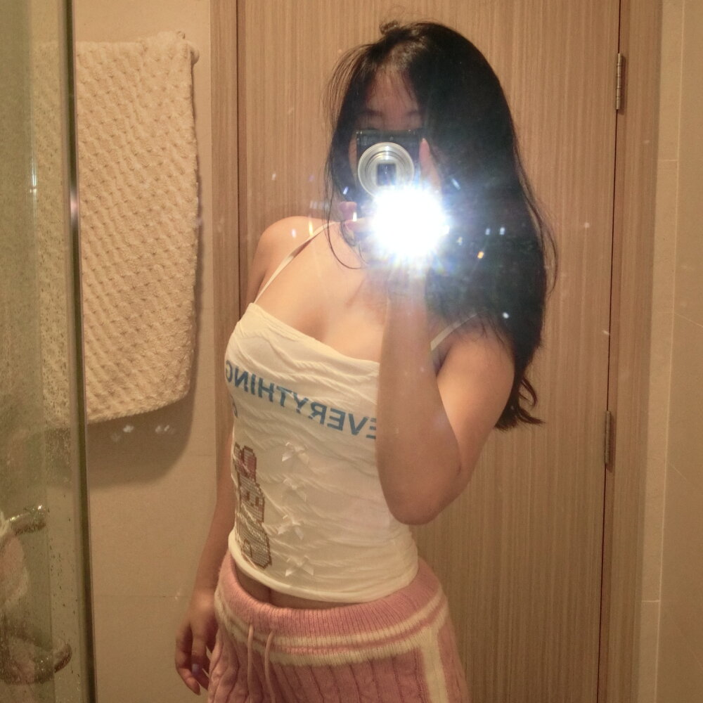 Live sex webcam photo for Jolee_Oleander #290258202