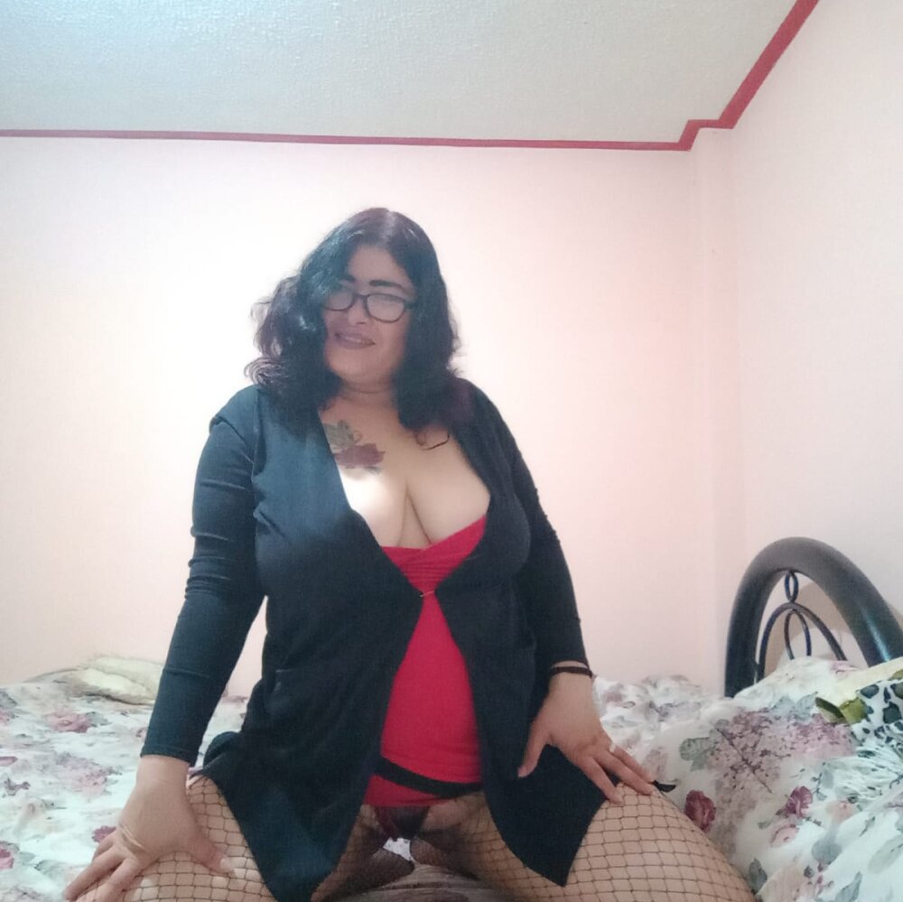karly19 from stripchat