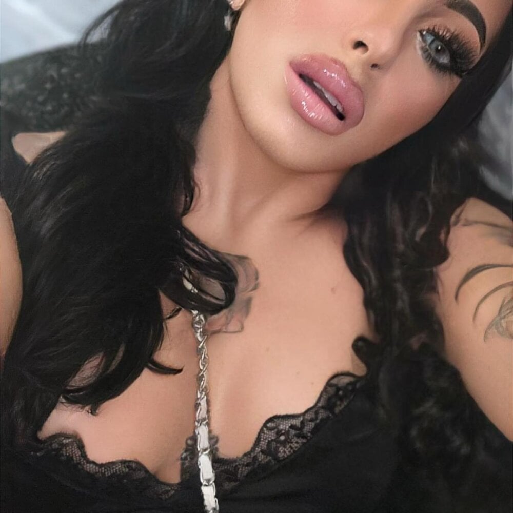 Hollyhudson123: συνομιλία ΧΧΧ εκτός σύνδεσης