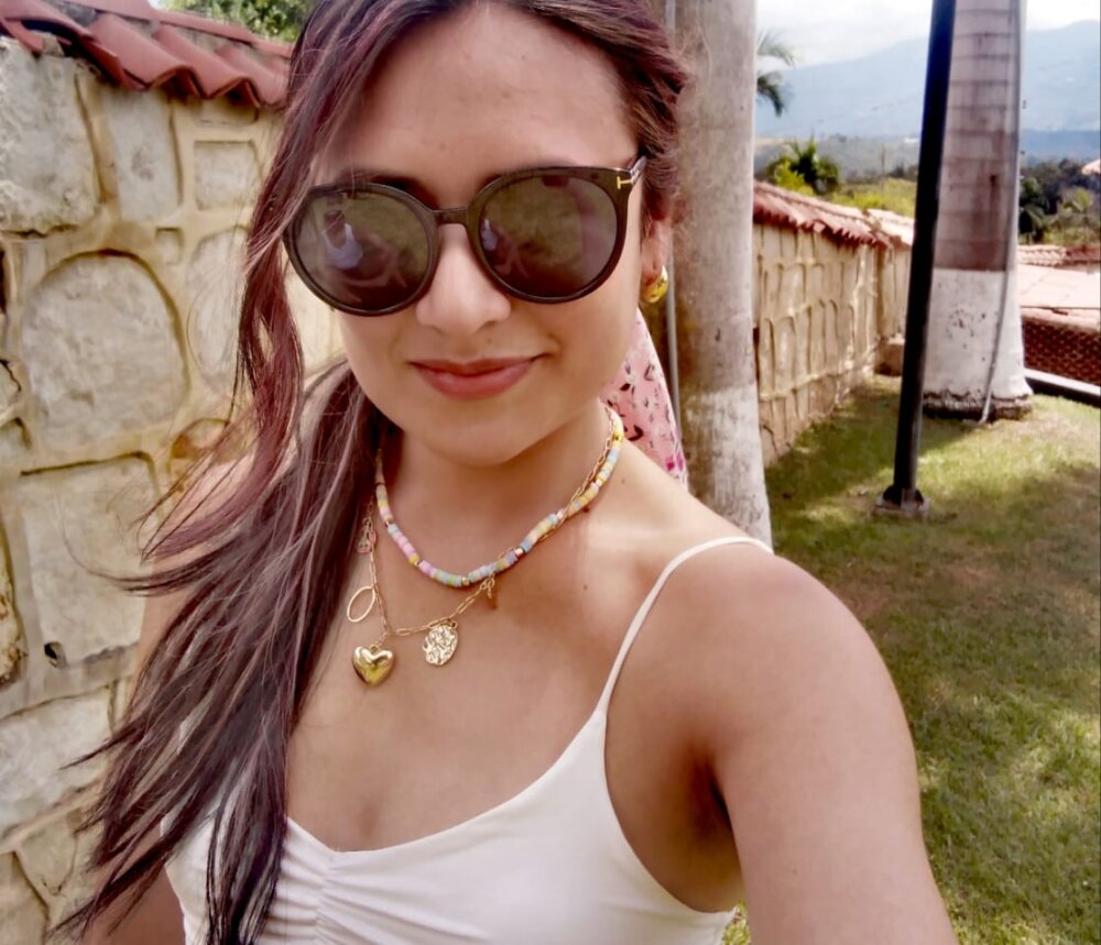 Eva-Mistic profile