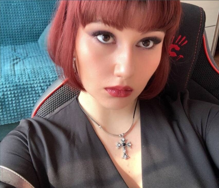 KateMidas' Offline Chat Room