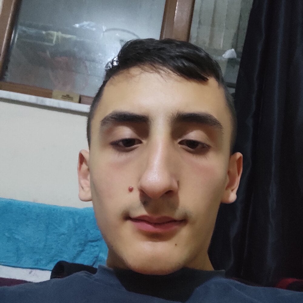 tolgaakyol_20 from stripchat