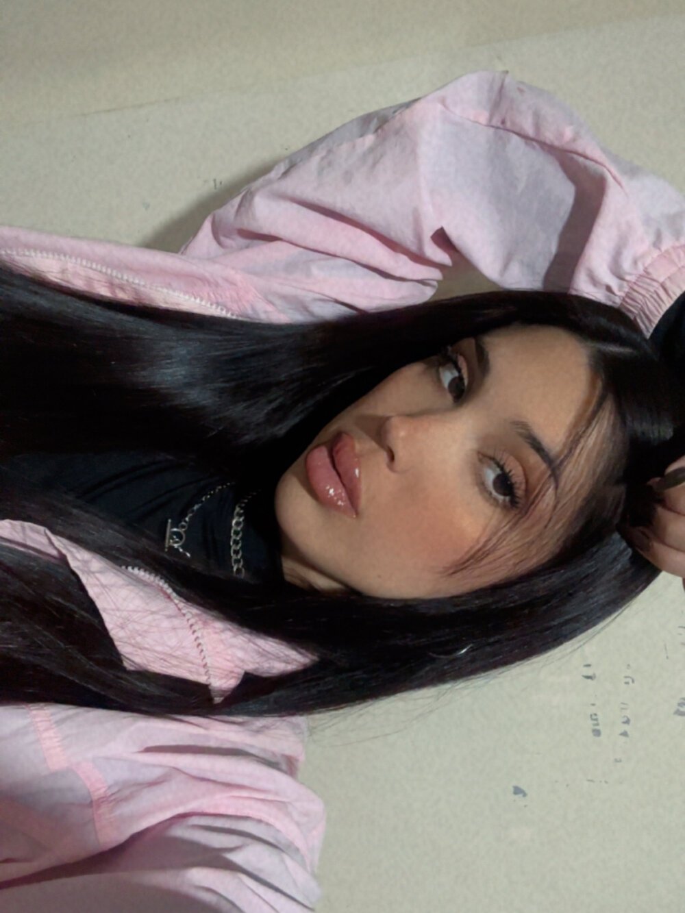 sexlivecamsites.com scandalolivia livesex profile in your-bad-thoughts-do-them-with-me cams