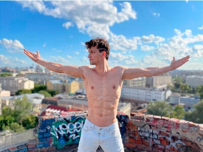 Dirty-boss Male Hd Live Cam Striptease