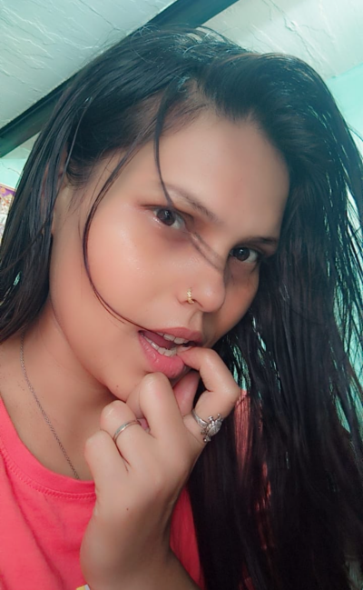 Hotgirl-reema
