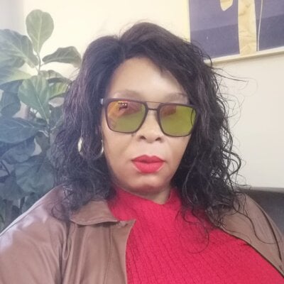 COUGARPARIS Female Mistresses Free Cam Strip