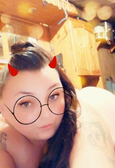 FetishGothQueen420 - american young
