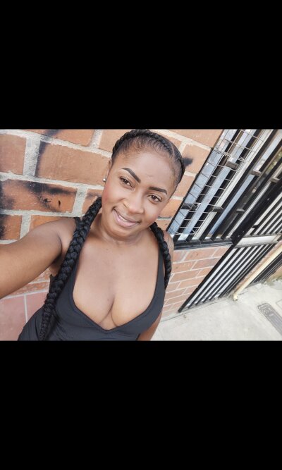 larhypalmer_ from stripchat