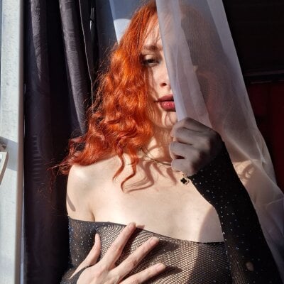 IsaBaileys_ - Stripchat Girl 